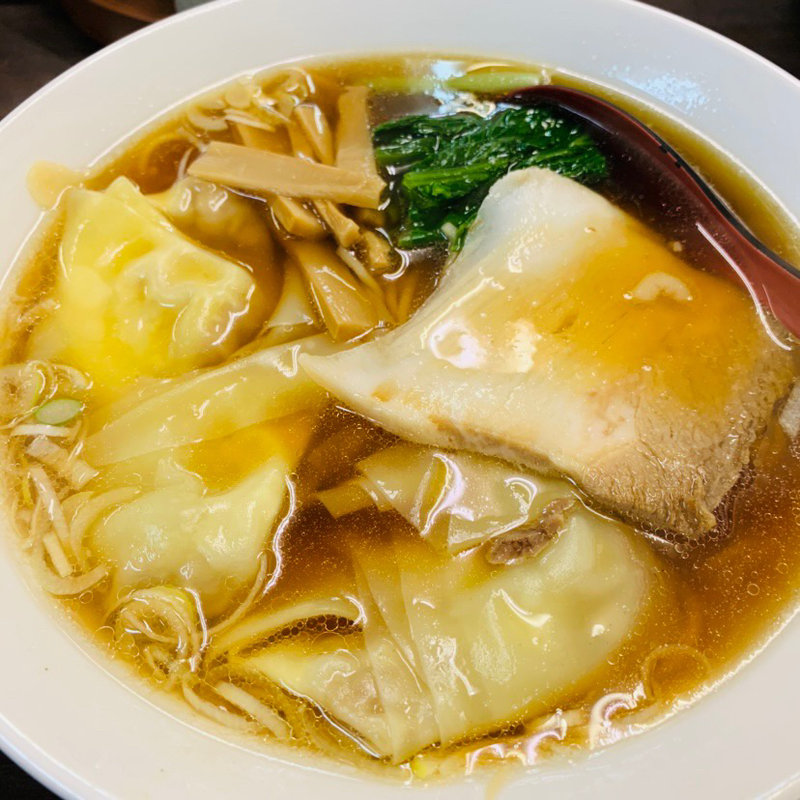ワンタン麺(天下一 新橋店)