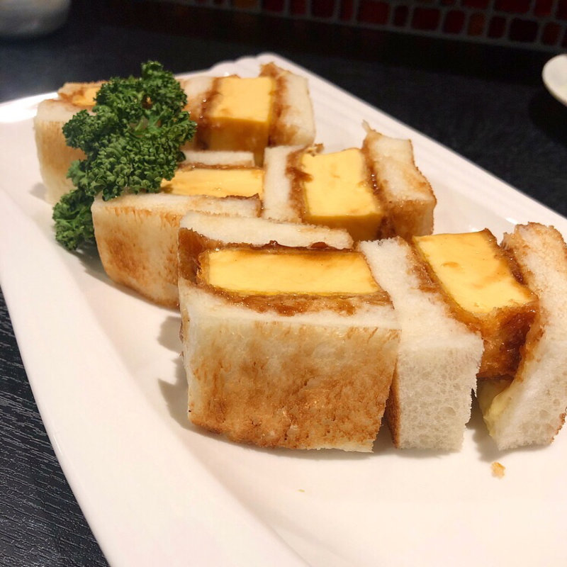 玉子カツサンド(シオリヤ太陽族)