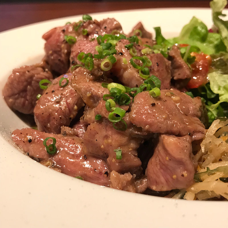 ラムカルビ焼き定食(ひつじもんDX 西麻布店)