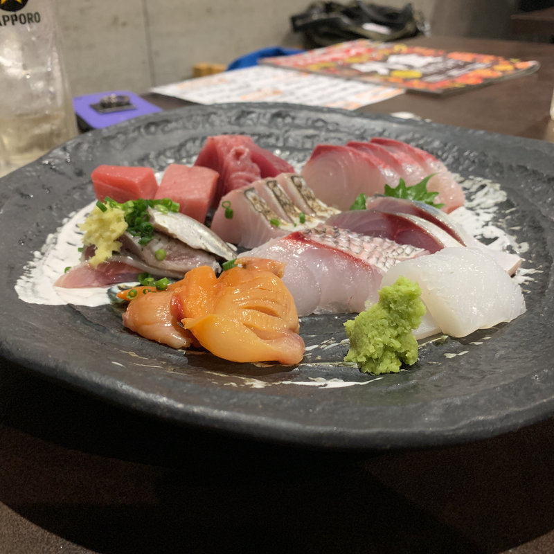 鮮魚刺身のっけ盛り(山本魚吉商店)