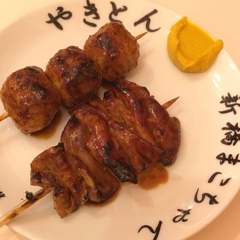 つくね・シロ(やきとん まこちゃん 上野店)