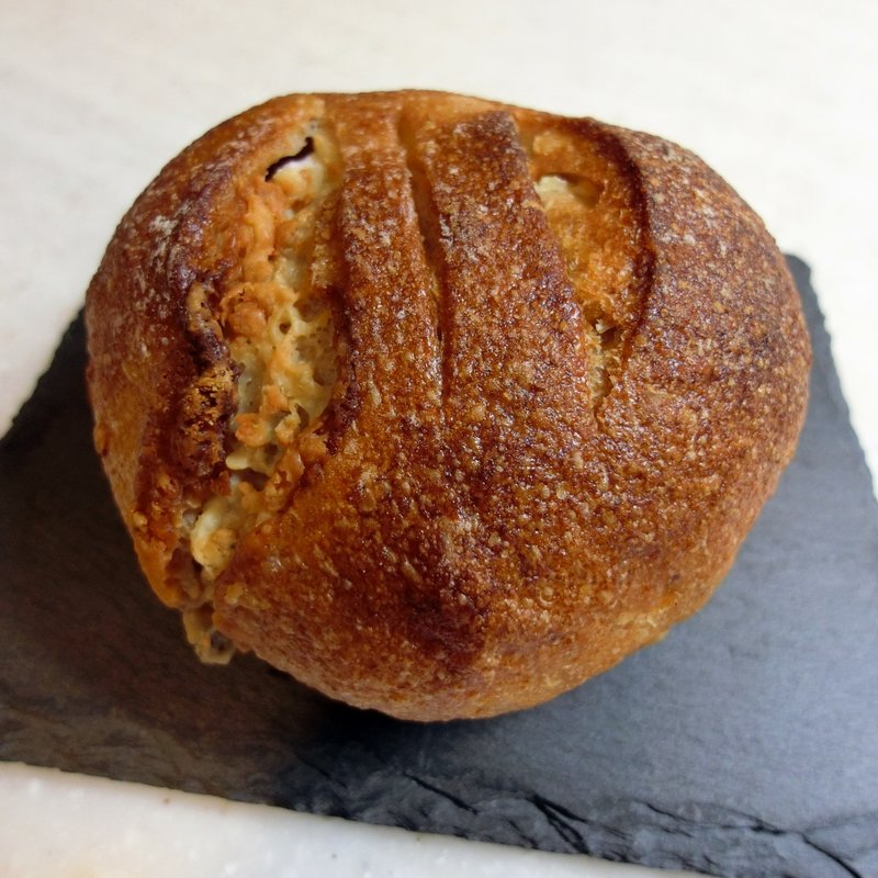 ゴルゴンポテト(バックシュトゥーベ ツオップ （Backstube Zopf）)