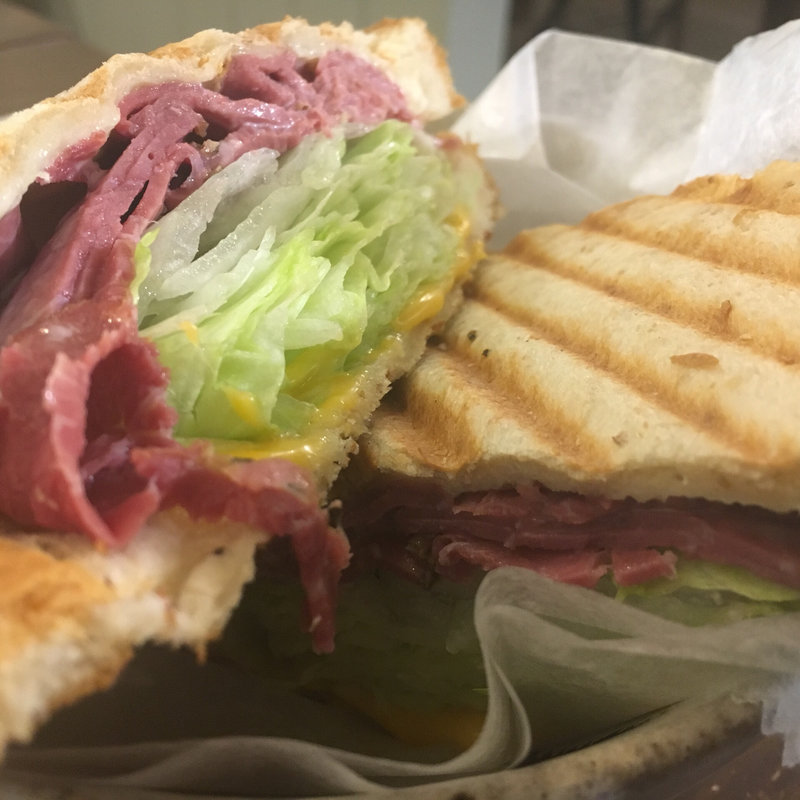 玄米食パンサンド(家鴨軒)