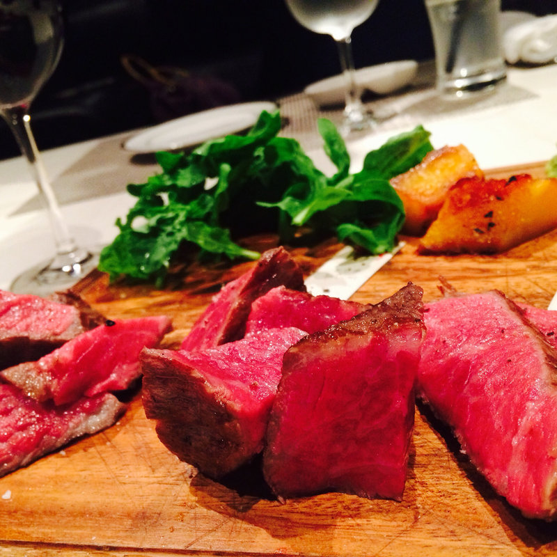 【名物】塊肉(ビヨンド ビービー BEYOND BB)