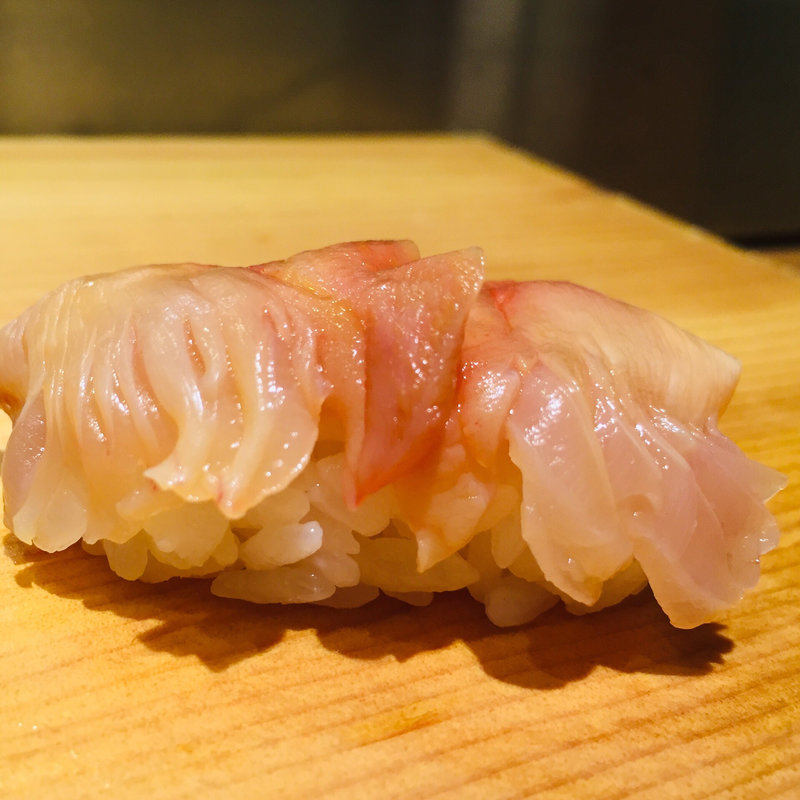 赤貝(築地 すし鮮 天文館2号店)