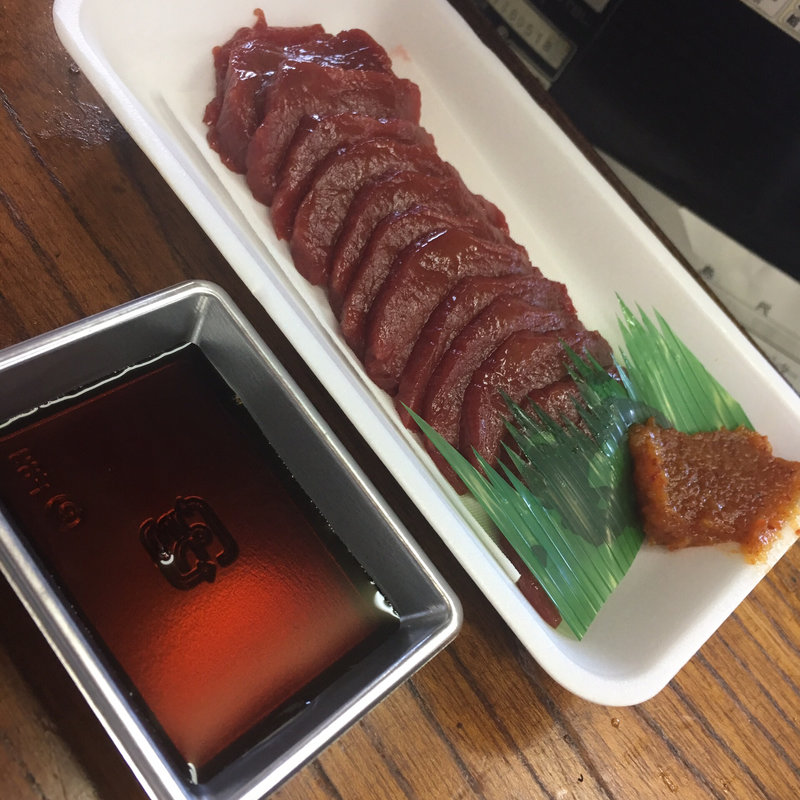 馬刺し(堀商店 （坂下ドライブイン　民宿　堀）)