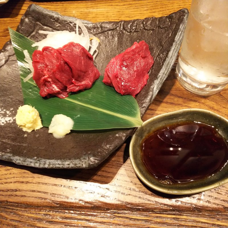 馬刺　赤身(肉汁餃子のダンダダン 下北沢店)