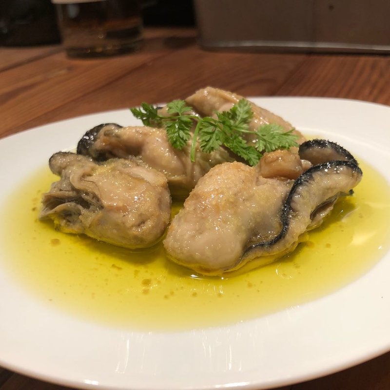 牡蠣の燻製マリネ(中野アッカ)