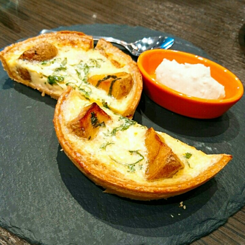 キッシュ(俺のフレンチ 博多)