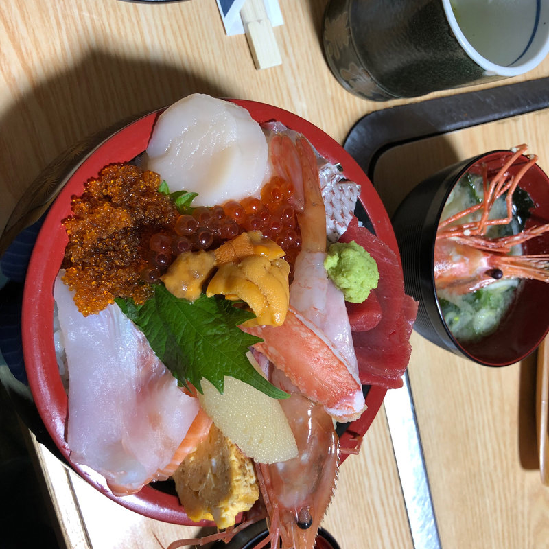 海鮮生ちらし上(寿司処 美津本)