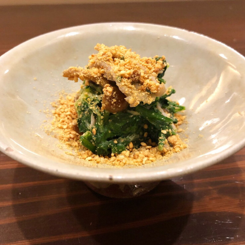 春菊とキノコの胡麻和え(食堂 おがわ )