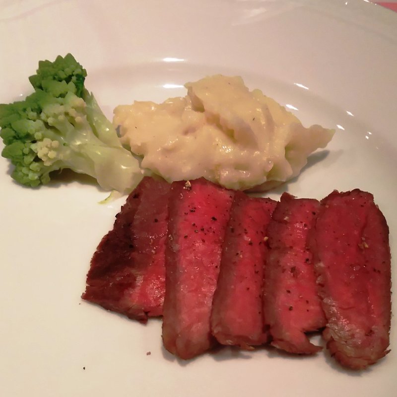 鹿肉のロースト(ラ・カンティーナ )