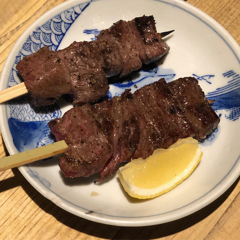 宮崎 都萬牛 内もも串 （1本）(四五六)