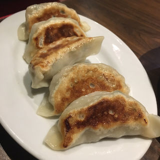 手作り焼き餃子(中国大陸料理 水仙閣 東戸塚店 )