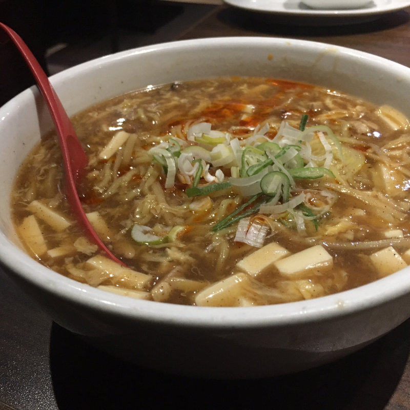 サーラータンメン コショウの辛味とお酢の酸味が食欲をそそる人気な一品(水仙閣 東戸塚店)