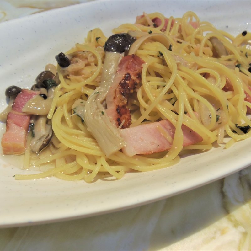 厚切りベーコンときのこ　大葉の和風明太子スパゲティー　(COOKPARK （クックパーク） )