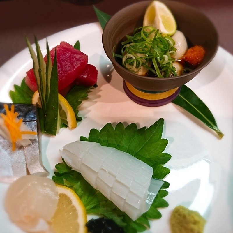 お刺身盛り合わせ(串宝)