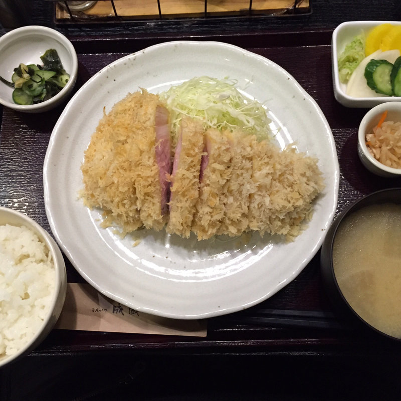 Tokyo X 特ロースかつ定食(200g)(成蔵 （ナリクラ）)