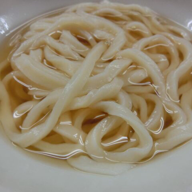 ぬるいかけうどん　小(純手打うどん よしや )