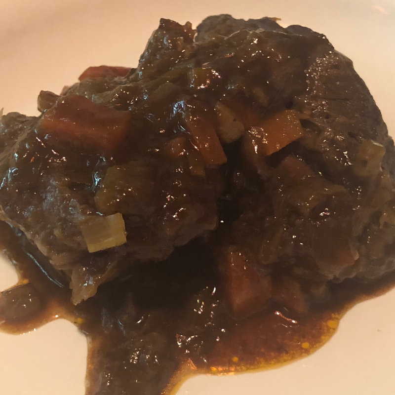 牛肉の煮込み(カトリカ)