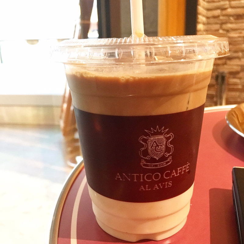アイスカフェラテ M(アンティコカフェ アルアビス 六本木ヒルズ店)