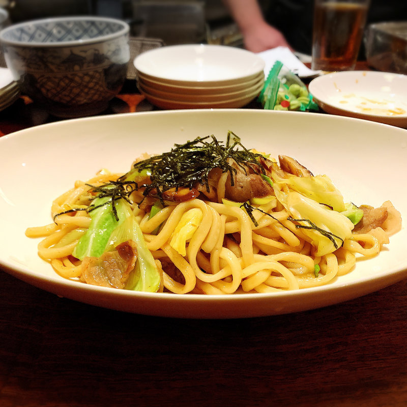 焼きうどん(メシ酒場 鈴木ちゃん)