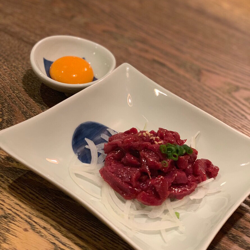 馬ユッケ(もつ鍋 ひで【馬刺し・馬焼】)