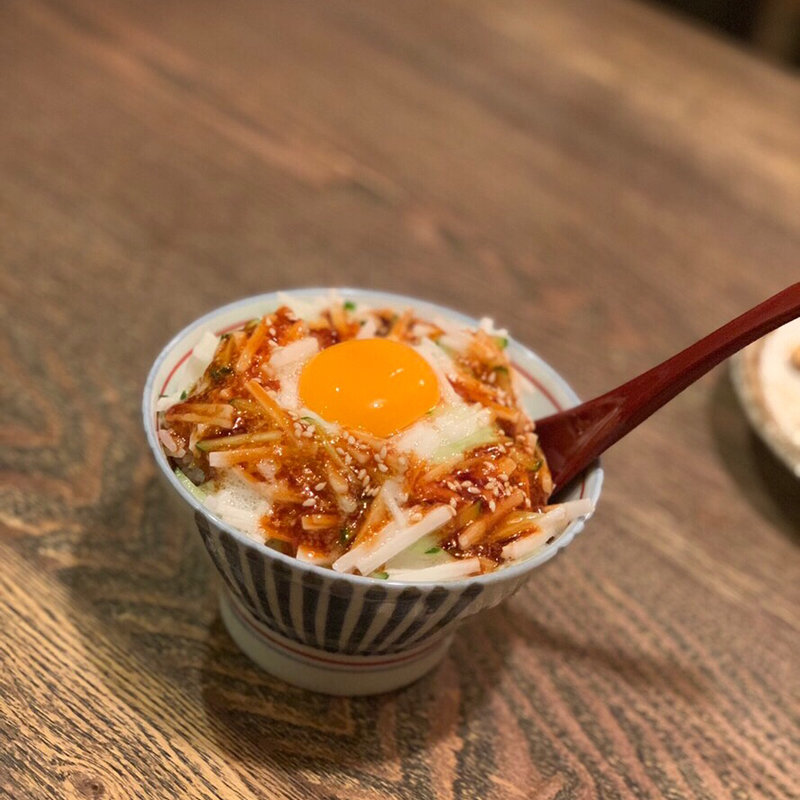 ひで丼(もつ鍋 ひで【馬刺し・馬焼】)