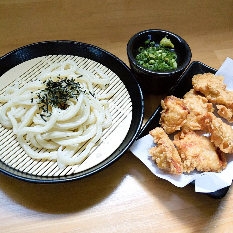 とり天ざる（ざるうどん+とり天）(善通寺うどん)