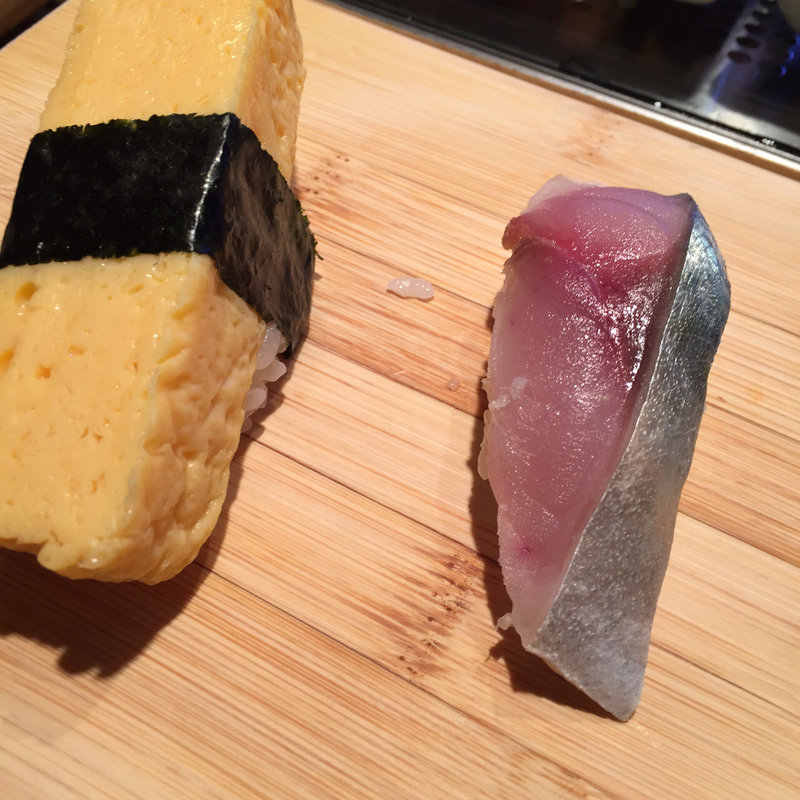 玉子〆鯖(立喰い鮨 まぐろ人 御徒町出張所)