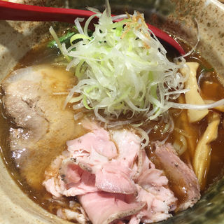 焼きあご塩らー麺(焼きあご塩らー麺 たかはし )