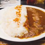 牛すじカレー大盛り