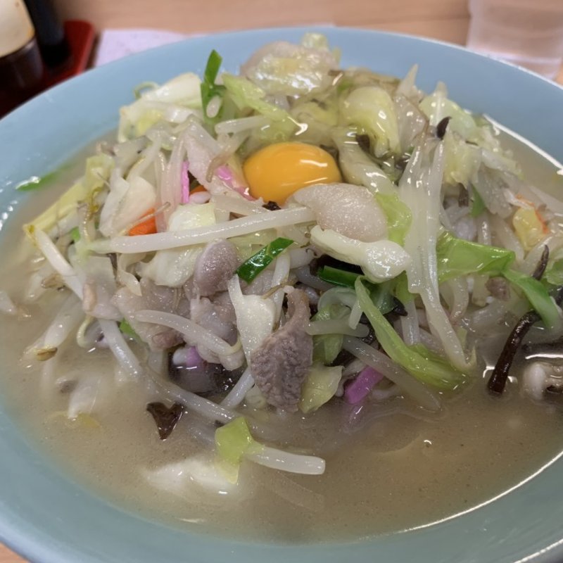 大盛りちゃんぽん生卵入り(長崎亭 福重本店)