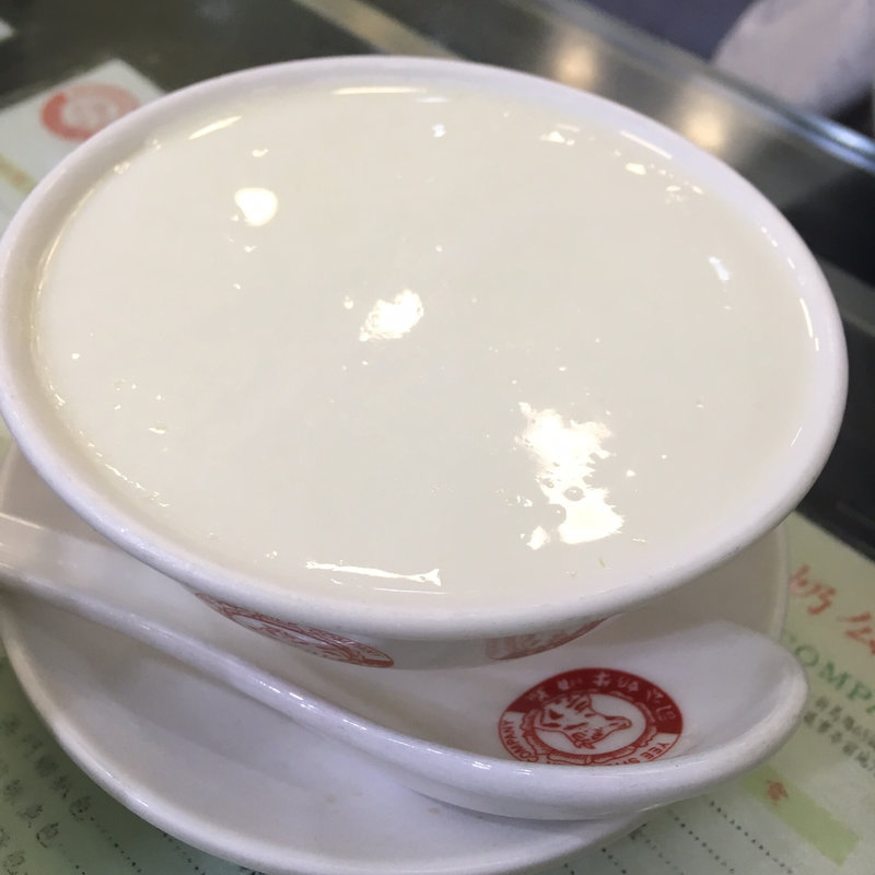 雙皮奶(港澳義順牛奶公司)