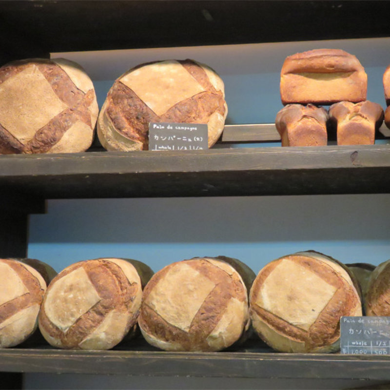 パン・ド・カンパーニュ　大(boulangerie deRien(ブーランジェリー・ドリアン) 八丁堀店)