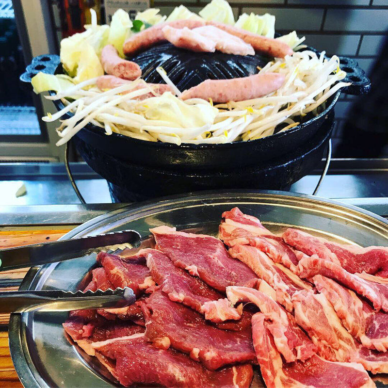 シンギスカン(炭火焼ジンギスカン 味の羊ヶ丘)