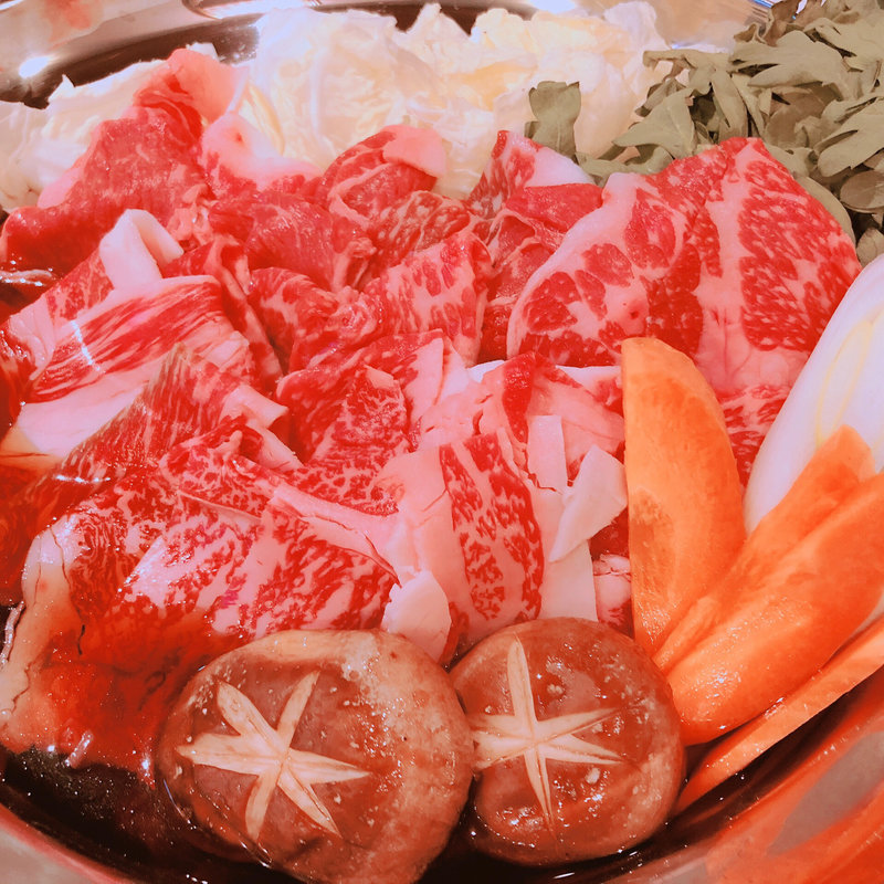 すき焼き(肉処 ぎんべこや)