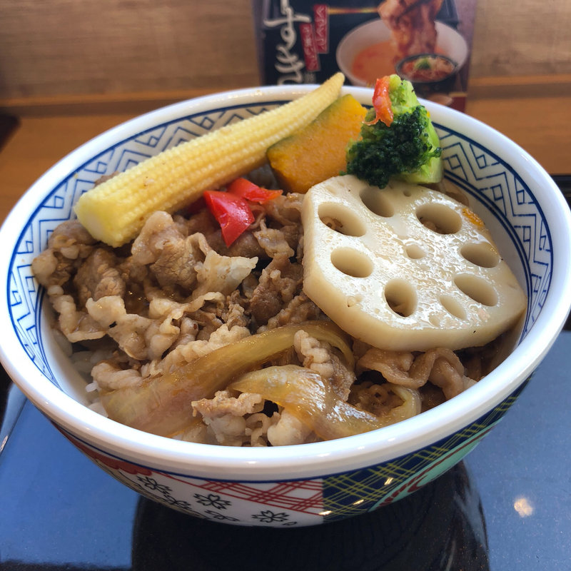 牛丼ON野菜 並(吉野家 臨海二色の浜店)