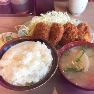 ヒレカツ定食(沖繩料理川友 )