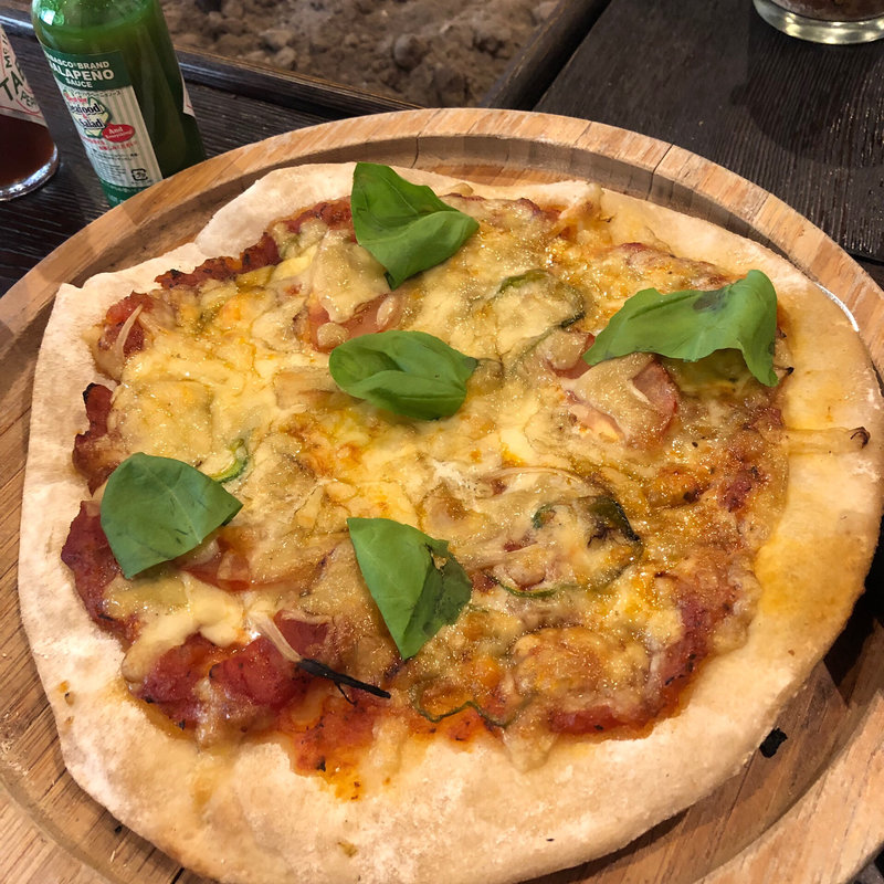 ピザ(ふくろう珈琲店)