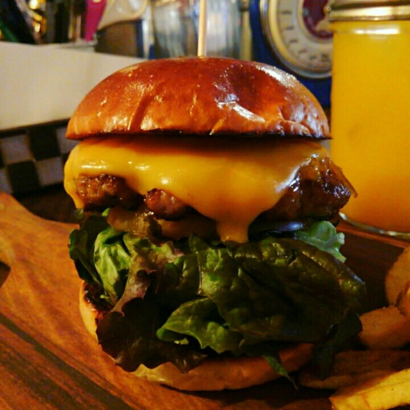 キンカンチーズバーガー(GAKUYA BURGER)