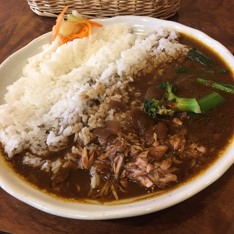 ツナ青菜カレー(なつめコーヒー)