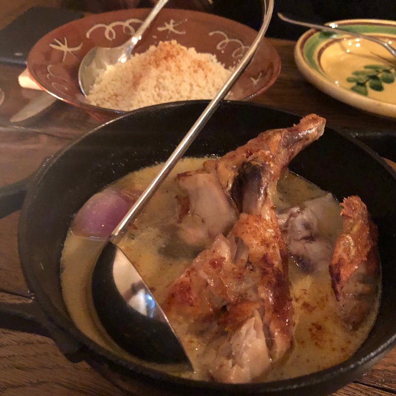 鳥コンフィのクスクス(クスクス ルージール)