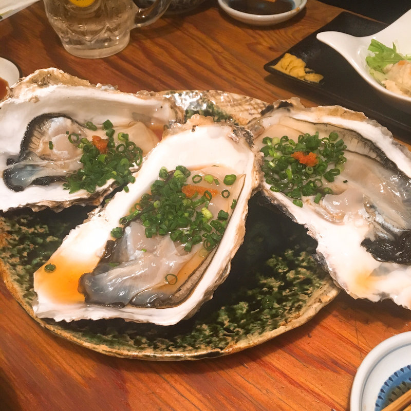 生牡蠣(立ち飲み ますらお)