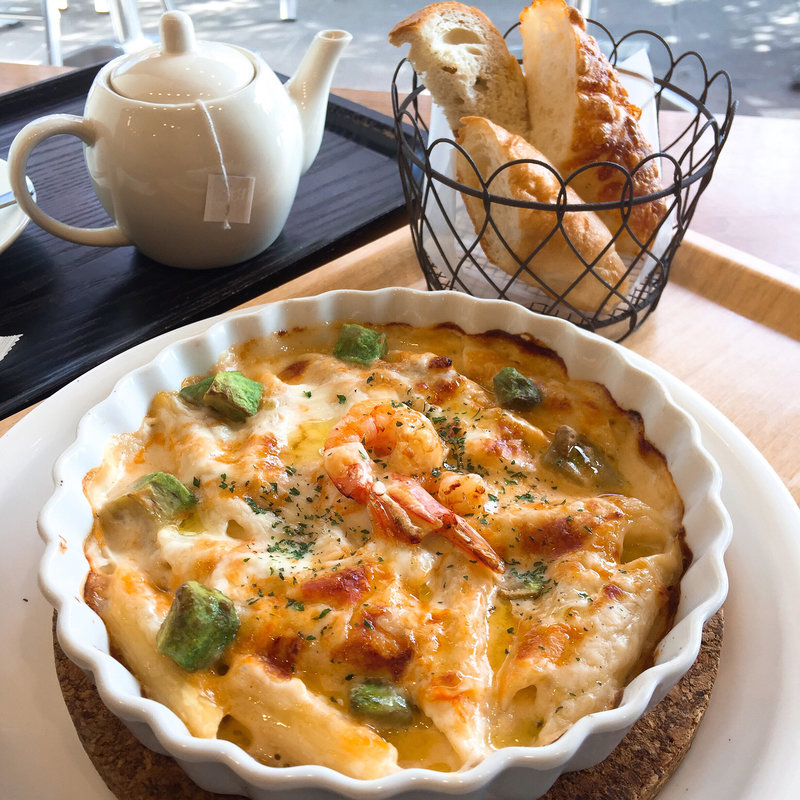 オマールソースとアボガドのクリーミーグラタン(MIYABI)