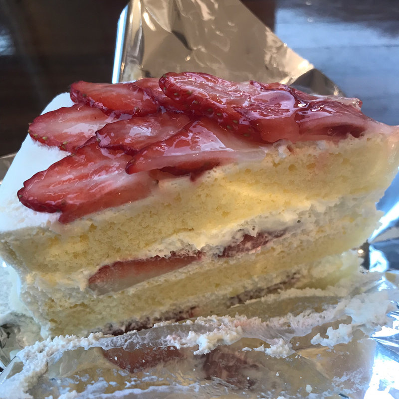 いちごのショートケーキ(麦畑 （むぎばたけ）)