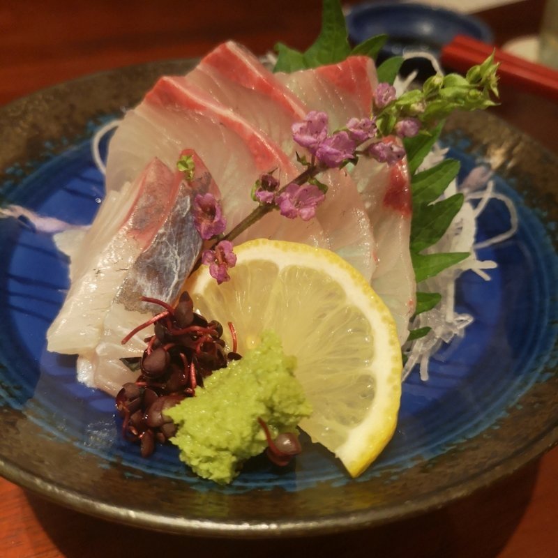 カンパチの刺し身(いちにいさん 天文館店 )