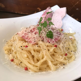 ヌードルdeカルボナーラ(麺庵 小島流 西巣鴨店)