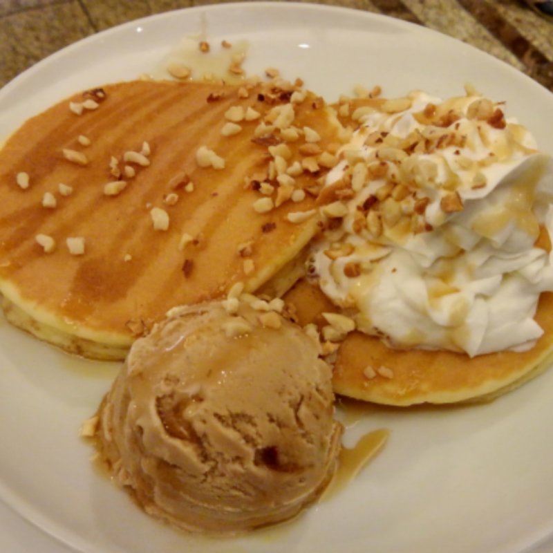 マロンパンケーキ(カフェ アパショナート 新丸の内ビル店)