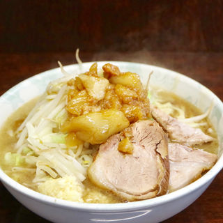 小ラーメン(ラーメン二郎 めじろ台法政大学前店 （らーめんじろう）)